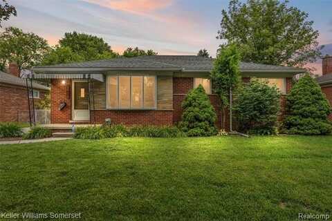 26418 Harmon Street, Saint Clair Shores, MI 48081