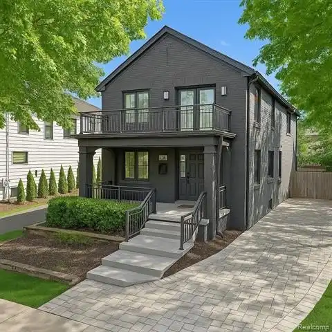 342 E FRANK Street, Birmingham, MI 48009