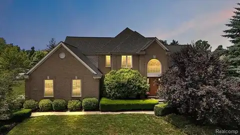 17395 Willow Ridge Drive, Northville, MI 48168