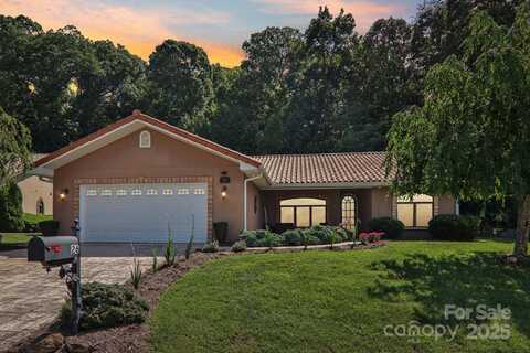 26 Ocaso Drive, Asheville, NC 28806