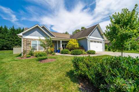 89 Weaver Village Way, Weaverville, NC 28787
