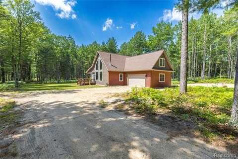 4345 Brenda Court, Saint Helen, MI 48656