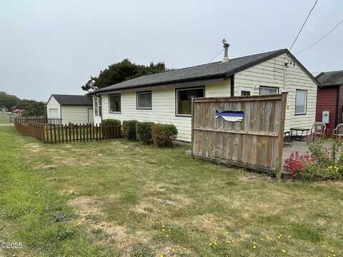 412 Marine Drive, Yachats, OR 97498