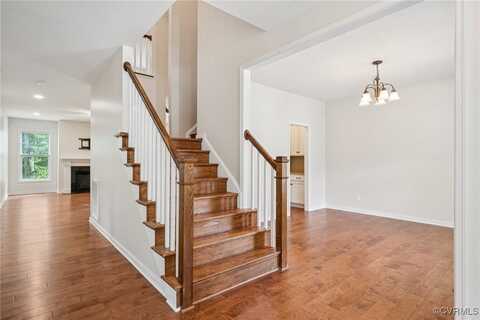 1424 Tomahawk Creek Rd, Midlothian, VA 23114