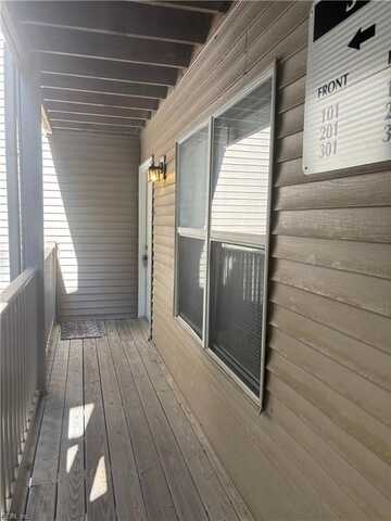 562 Candle Lane, Newport News, VA 23608