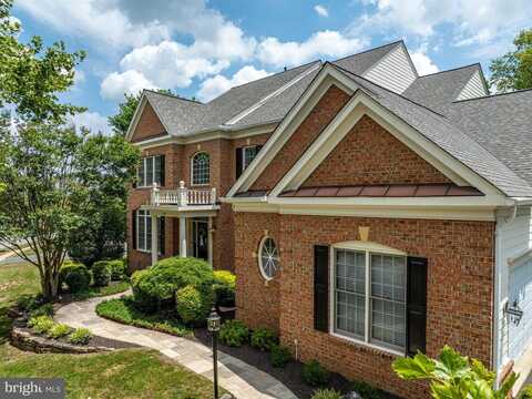 18752 UPPER MEADOW DR, LEESBURG, VA 20176