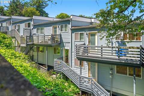 1300 NE 68TH AVE, Portland, OR 97213