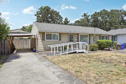 360 W HEREFORD ST, Gladstone, OR 97027