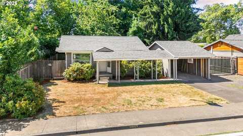 3186 WILLAKENZIE RD, Eugene, OR 97401