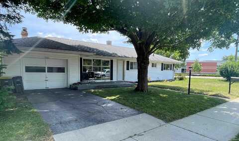 1900 Indian Trail Drive, West Lafayette, IN 47906