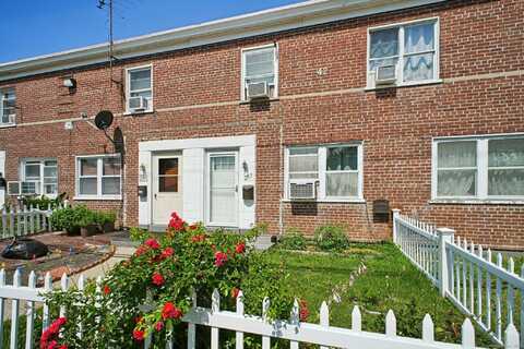 253 Court D, Bridgeport, CT 06610