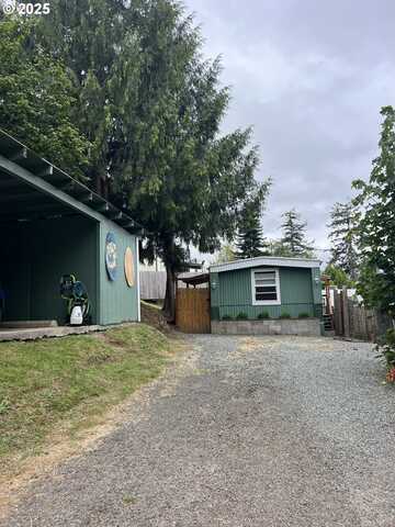 1938 MARYLAND AVE, Myrtle Point, OR 97458