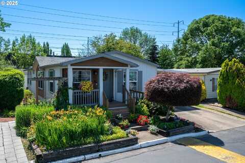 765 SW LIBERTY BELL DR, Beaverton, OR 97006