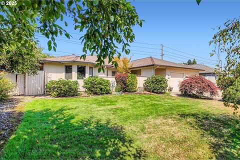 1597 NE GREENSWORD DR, Hillsboro, OR 97124