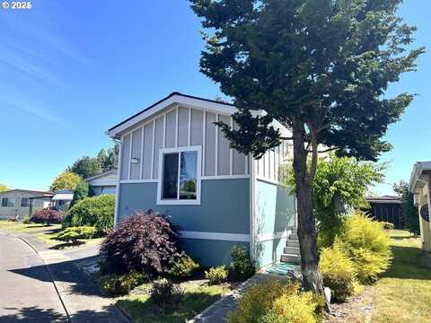 1999 JANSEN WAY, Woodburn, OR 97071