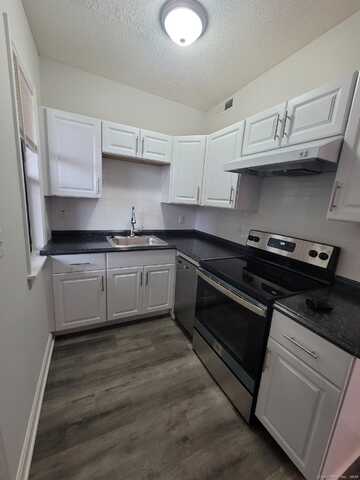 21 Harrison Place, Hartford, CT 06112