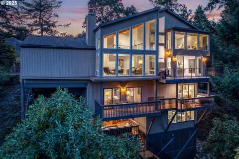 15400 DIAMOND HEAD RD, Lake Oswego, OR 97034