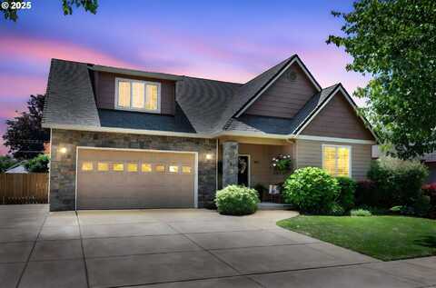 951 S ST, Springfield, OR 97477