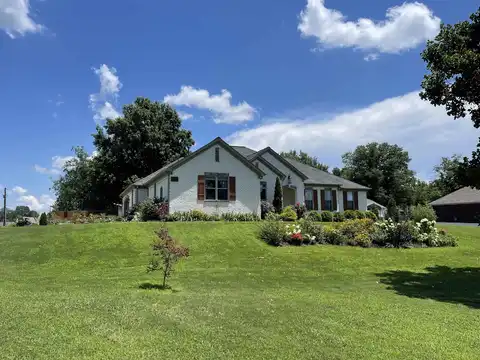 246 BETTY BOYD, Atoka, TN 38004
