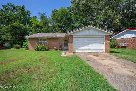 265 Walnut Street, Savannah, TN 38372