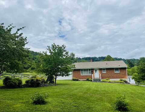 1156 Rosemont LN, Vinton, VA 24179