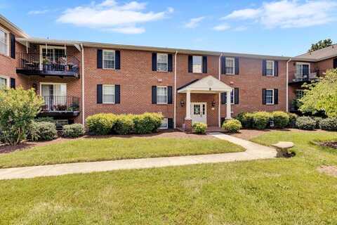 3531 Peters Creek RD NW, Roanoke, VA 24019