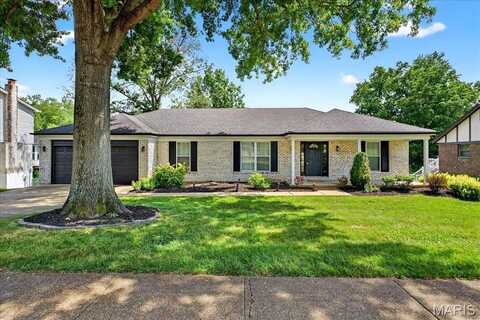 13268 Kenroyal Drive, Des Peres, MO 63131