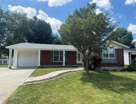 2361 Wesbriar Court, Maryland Heights, MO 63043