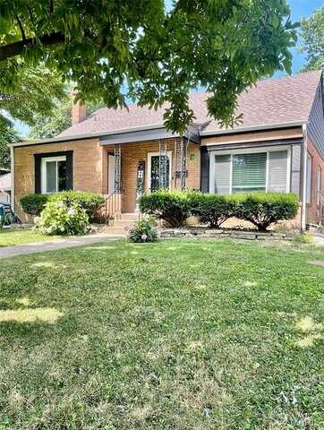 218 8th Street, Wood River, IL 62095