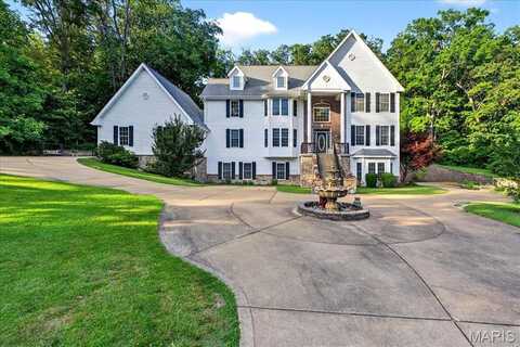 125 Park Lawn Estate, Fenton, MO 63026