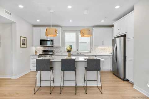 10443 Newbliss Way, San Diego, CA 92126