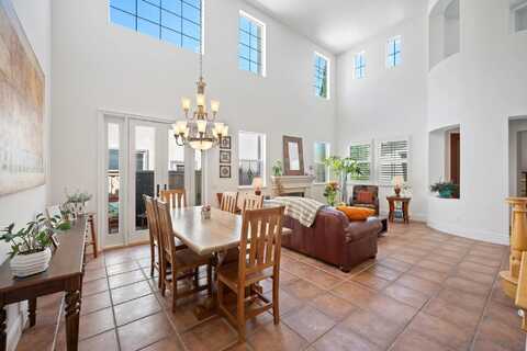 3243 Avenida Aragon, Carlsbad, CA 92009