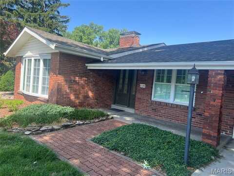 3109 Mockingbird Drive, Saint Charles, MO 63301
