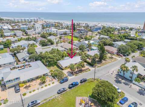 712-714 Oakwood Avenue, New Smyrna Beach, FL 32169