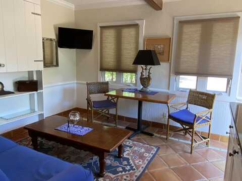 811 NE 8th Avenue, Delray Beach, FL 33483