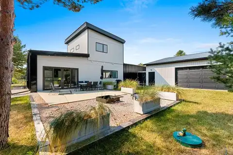 3360 N Sunrise Dunes Cir, Sturgeon Bay, WI 54235