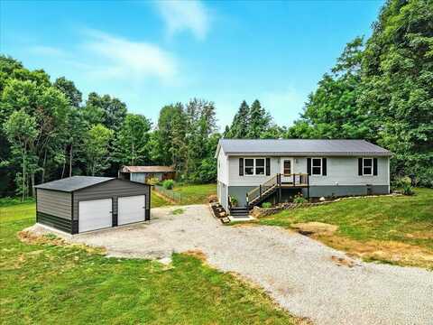 3306 Township Rd 221, Marengo, OH 43334