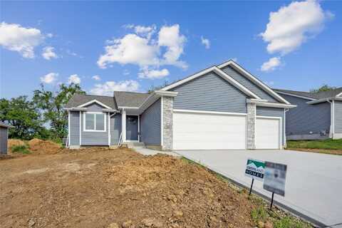 201 S Walnut Drive, Norwalk, IA 50211