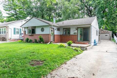1333 Cummins Parkway, Des Moines, IA 50311