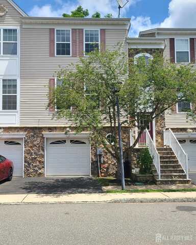 32 Russell Court, Old Bridge, NJ 07747