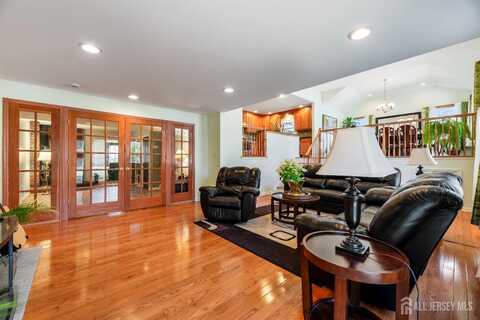53 Rath Lane, East Brunswick, NJ 08816