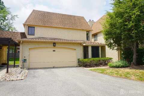 14 Carriage Place, Edison, NJ 08820
