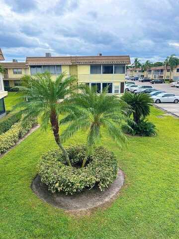 95 Saxony, Delray Beach, FL 33446