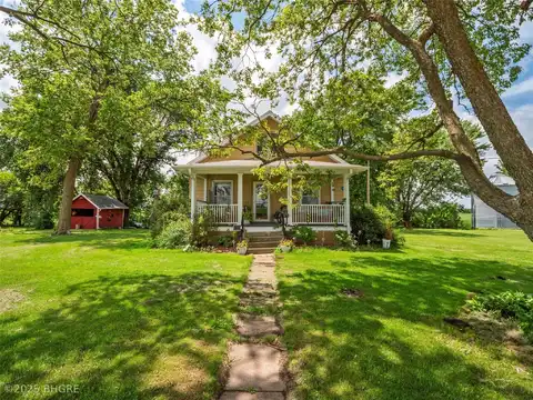2385 Holliwell Bridge Road, Winterset, IA 50273