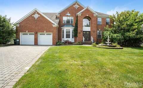 10 Crestwood Street, Piscataway, NJ 08854
