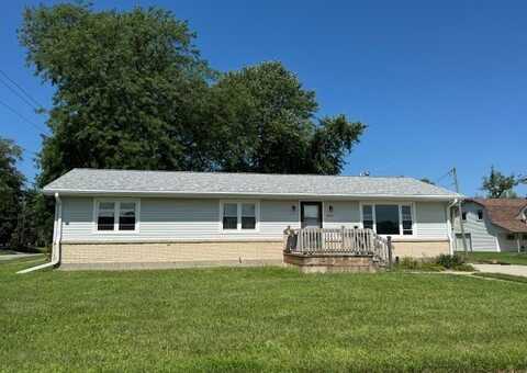 806 14th Street, Nevada, IA 50201