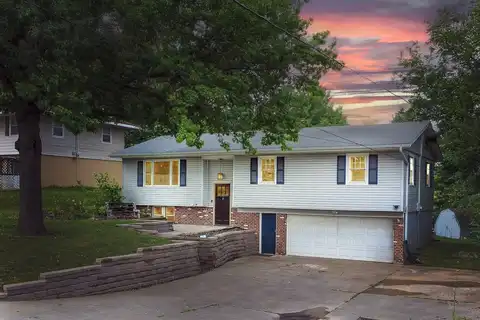 1018 S 5th Street, Knoxville, IA 50138