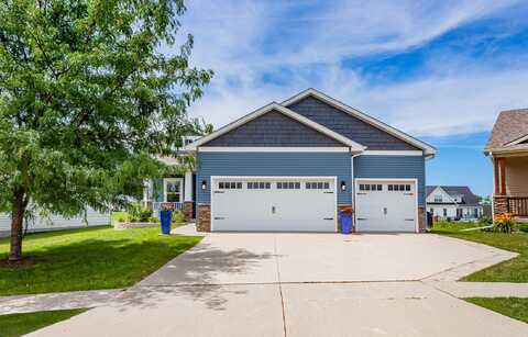 938 15th Avenue SE, Altoona, IA 50009