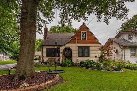 2904 48th Street, Des Moines, IA 50310