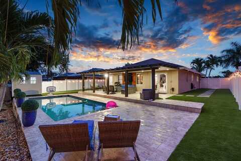 533 NE 1st Avenue, Deerfield Beach, FL 33441